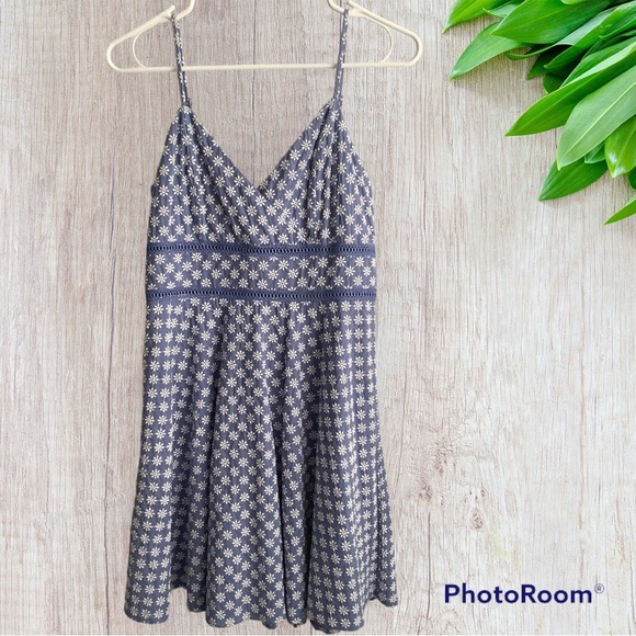 Ivy & Jun Dresses & Skirts - NWT! Ivy & Jun Embroidered Floral  Spaghetti Strap Dress Size Medium